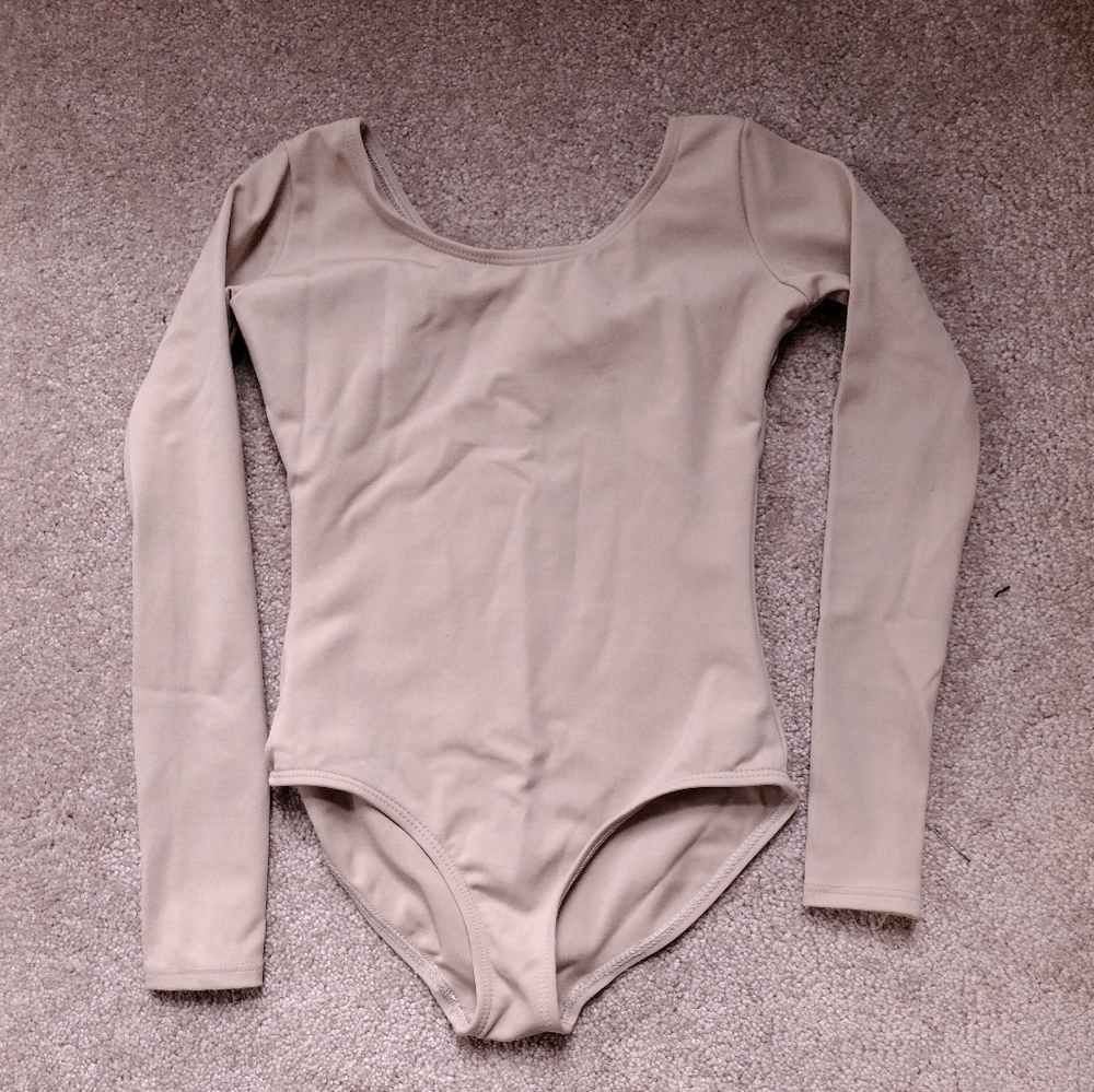 Capezio tan long-sleeved leotard child L
